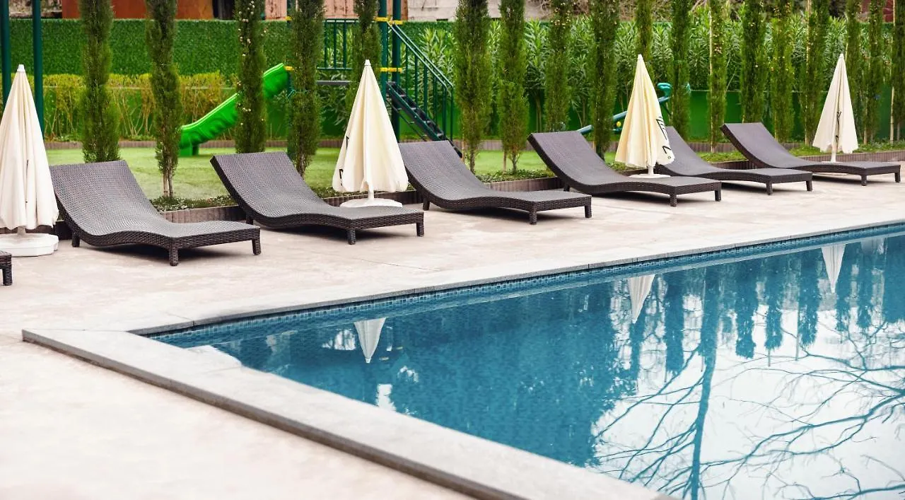 Next Green Aparthotel Official Batoumi
